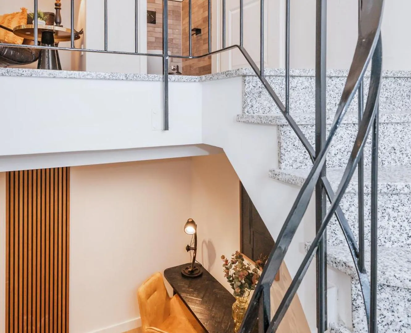 S331 - Luxurious Two Bedroom Duplex Apartment In Cologne 0*,